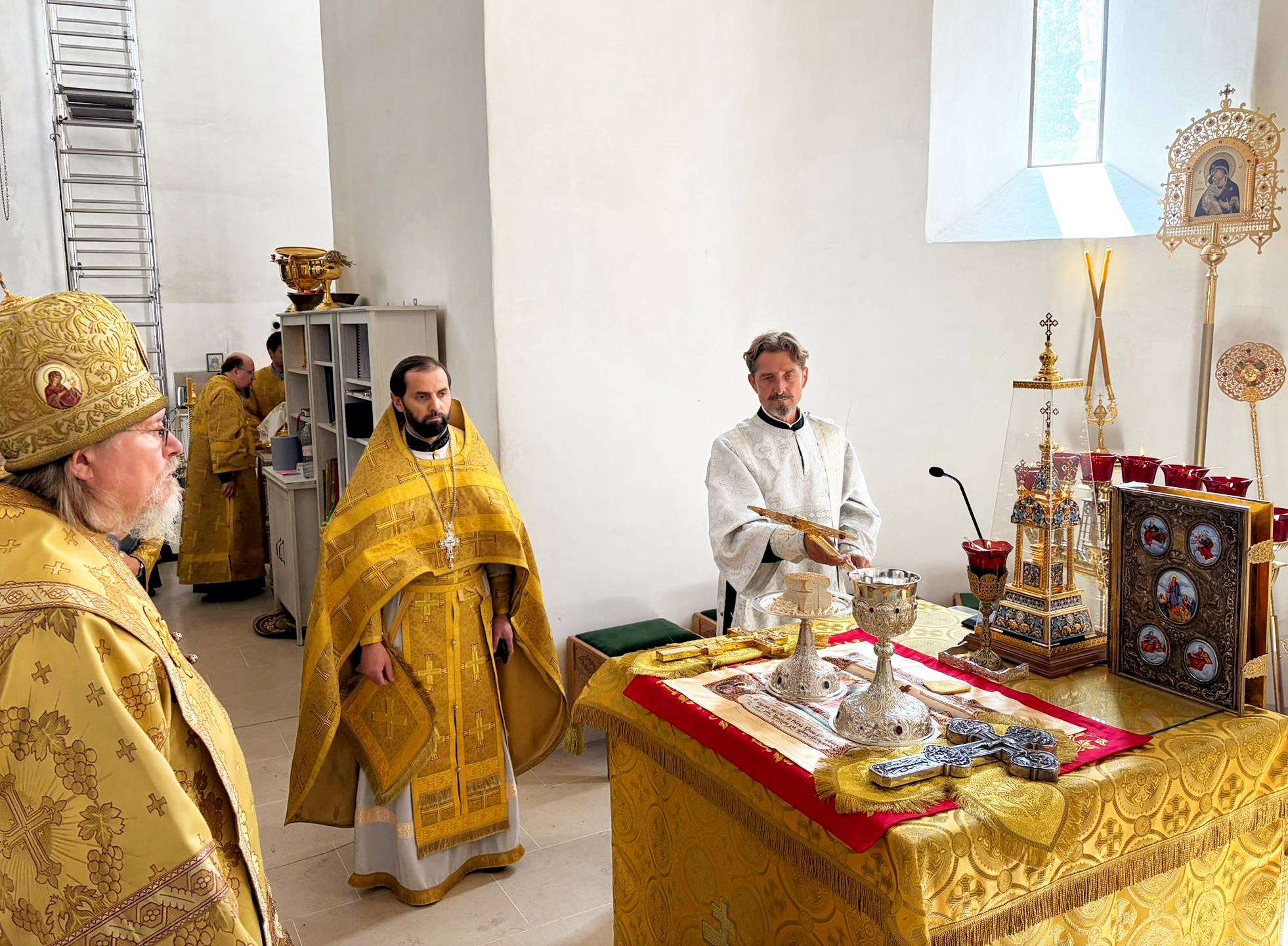 Le métropolite Marc a ordonné un diacre pour la paroisse Saint-Nicolas en Alsace