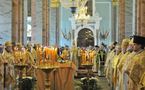 Première liturgie patriarcale à l'église Saints-Pierre-et-Paul de Saint-Pétersbourg