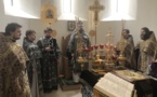 Mardi Saint: l’Exarque du Patriarche a célébré les Vêpres et la Liturgie des Saints Dons Présanctifiés en la cathédrale de la Saint-Trinité