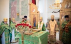 Le métropolite Antoine de Chersonèse et le métropolite Jean de Doubna ont célébré la Divine Liturgie en la cathédrale de la Sainte Trinité