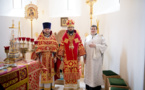 Monseigneur Antoine a conféré le droit de porter un épigonation au père Maxime Politov et a ordonné diacre Daniel Naberezhny