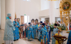 La fête de la Dormition de la Vierge Marie célébrée en la cathédrale de la Sainte Trinité à Paris