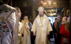 Le métropolite Nestor a célébré la Divine Liturgie en la paroisse Saints-Constantin-et-Hélène à Clamart