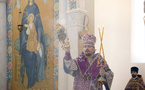Le cinquième dimanche du Grand Carême: le métropolite Nestor a célébré la Liturgie en la cathédrale de la Sainte Trinité à Paris