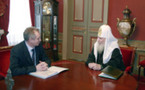 Patriarche Alexis: l'Eglise orthodoxe russe n'exige pas la restitution des biens religieux