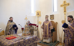 Le Jeudi Saint: Mgr Marc a célébré la Divine Liturgie en la cathédrale de la Sainte Trinité à Paris