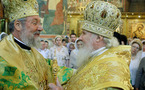 Le patriarche de Moscou et l'archevêque de Chypre célèbrent une liturgie commune à Moscou