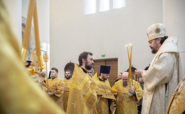 Le prêtre Antoni Sidenko a été décoré de la croix péctorale dorée