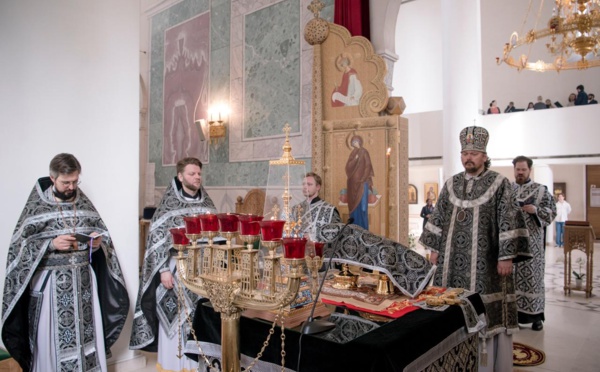 Le métropolite Nestor a célébré la dernière en cette année liturgique Liturgie des Dons Présanctifiés