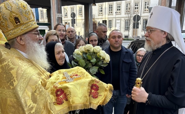 Administrateur de l'Exachat d'Europe occidentale visita deux paroisses milanaises orthodoxes